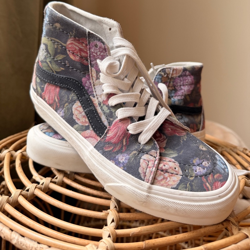 Vans Floral High-Top Canvas Sneakers in Black and Multicolor Floral